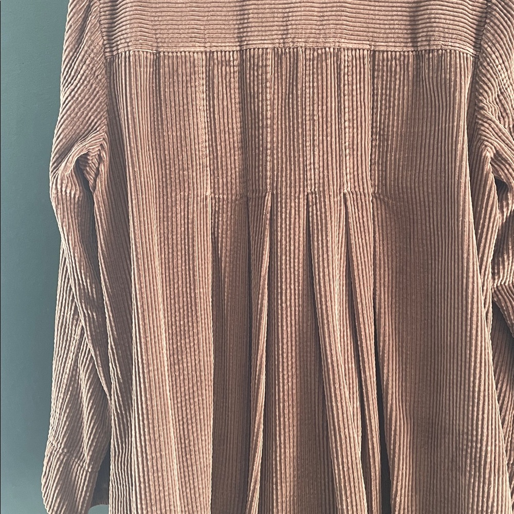 J. Jill Chocolate Velvet wide corduroy Jacket etched Mother of Pearl button’s - Picture 5 of 5